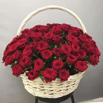 Букет Корзина с 115 розами